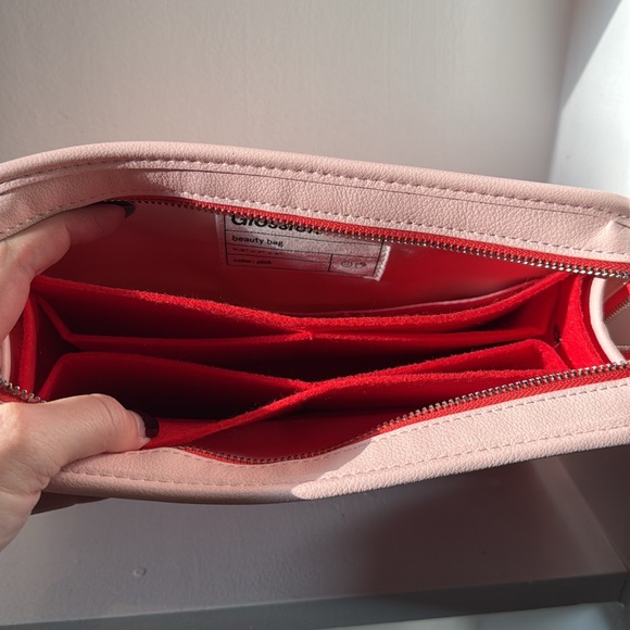 Glossier Pink and Red Beauty Bag - Picture 4 of 4